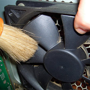 পিসি ক্লিনিং (ফ্যান/থার্মাল)